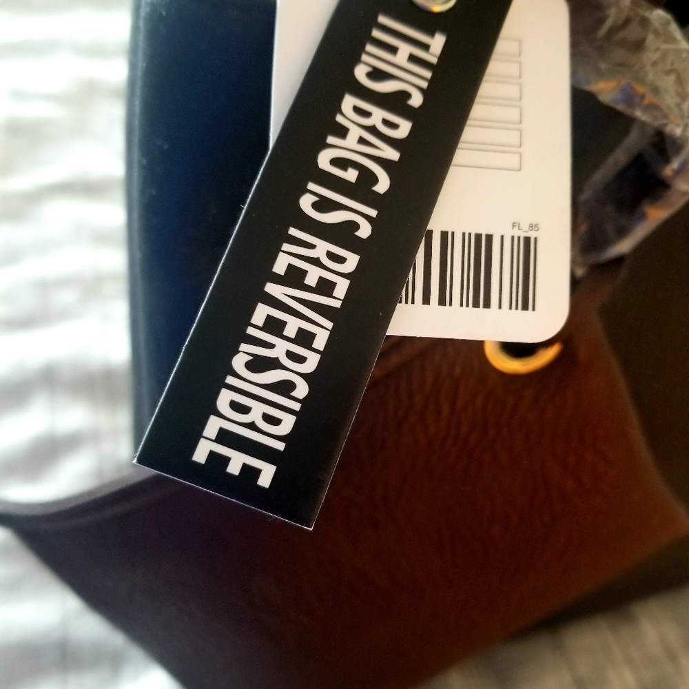 New! Reverable Mini Tote - Picture 2 of 3